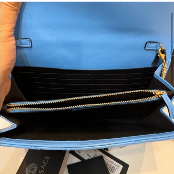 Authentic NWT Versace Rare Blue Quilted Evening Clutch/ Purse - Picture 4 of 8